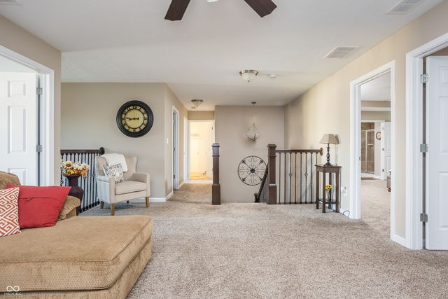 725 Bracknell Drive, Avon, IN 46123