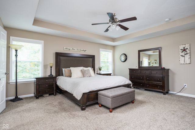 725 Bracknell Drive, Avon, IN 46123