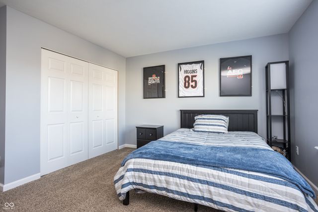 725 Bracknell Drive, Avon, IN 46123