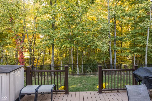 725 Bracknell Drive, Avon, IN 46123