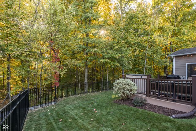 725 Bracknell Drive, Avon, IN 46123