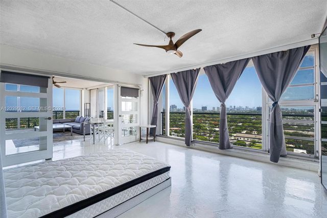 1720 Harrison Street 16A, Hollywood, FL 33020