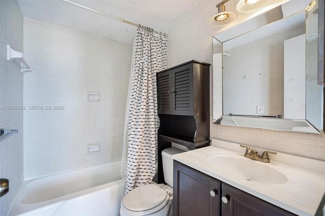 1720 Harrison Street 16A, Hollywood, FL 33020