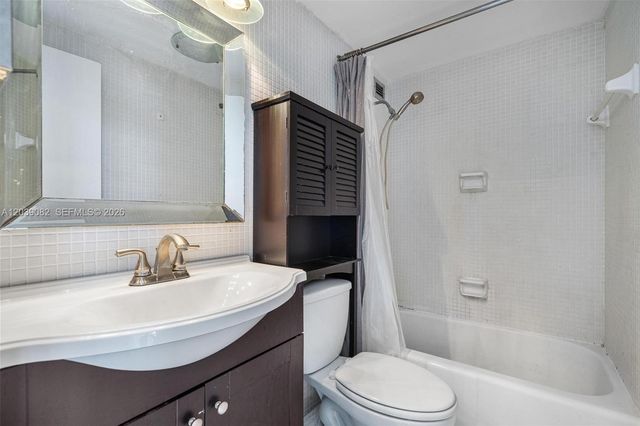 1720 Harrison Street 16A, Hollywood, FL 33020