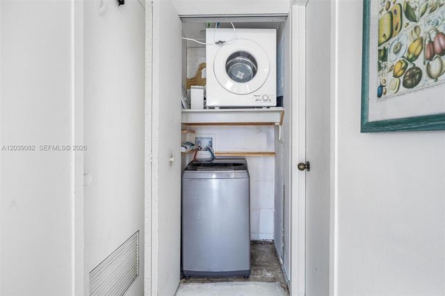1720 Harrison Street 16A, Hollywood, FL 33020