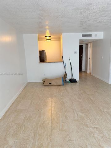 482 NW 165th St Rd A-103, Miami, FL 33169