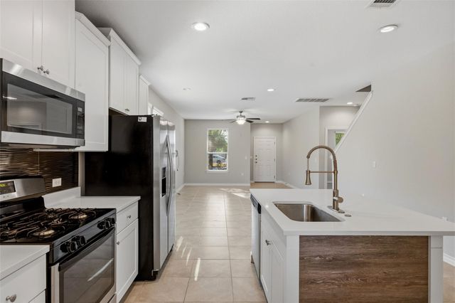 1702 Los Olivios WAY, Austin, TX 78725