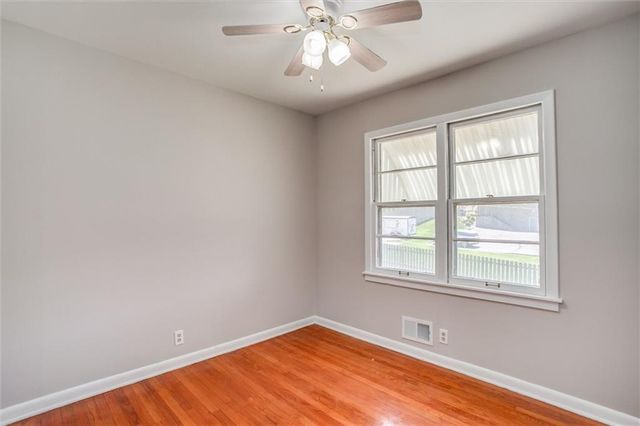 107 NE 72 nd Terrace, Gladstone, MO 64118
