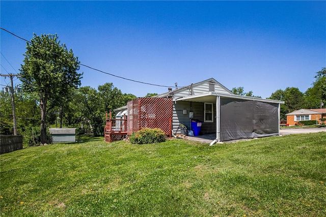 107 NE 72 nd Terrace, Gladstone, MO 64118
