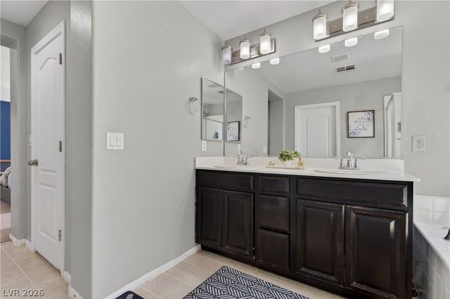 7232 Mulberry Forest Street, Las Vegas, NV 89166