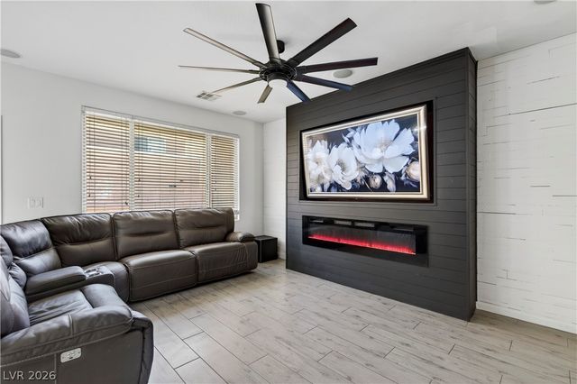 7232 Mulberry Forest Street, Las Vegas, NV 89166