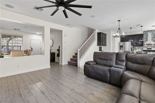 7232 Mulberry Forest Street, Las Vegas, NV 89166