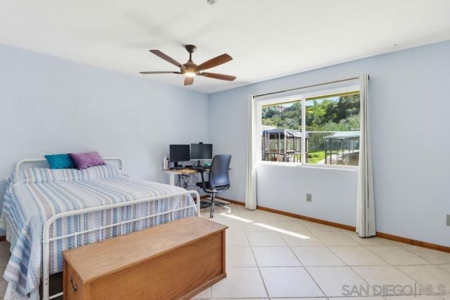 359 Galloway Valley Rd, Alpine, CA 91901