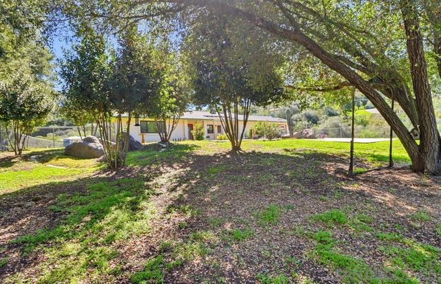 359 Galloway Valley Rd, Alpine, CA 91901