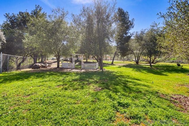 359 Galloway Valley Rd, Alpine, CA 91901