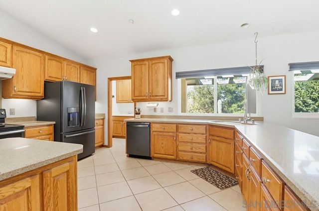 359 Galloway Valley Rd, Alpine, CA 91901