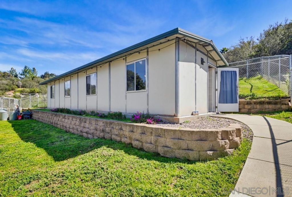 Image 38 of property listing at 359 Galloway Valley Rd, Alpine, CA 91901