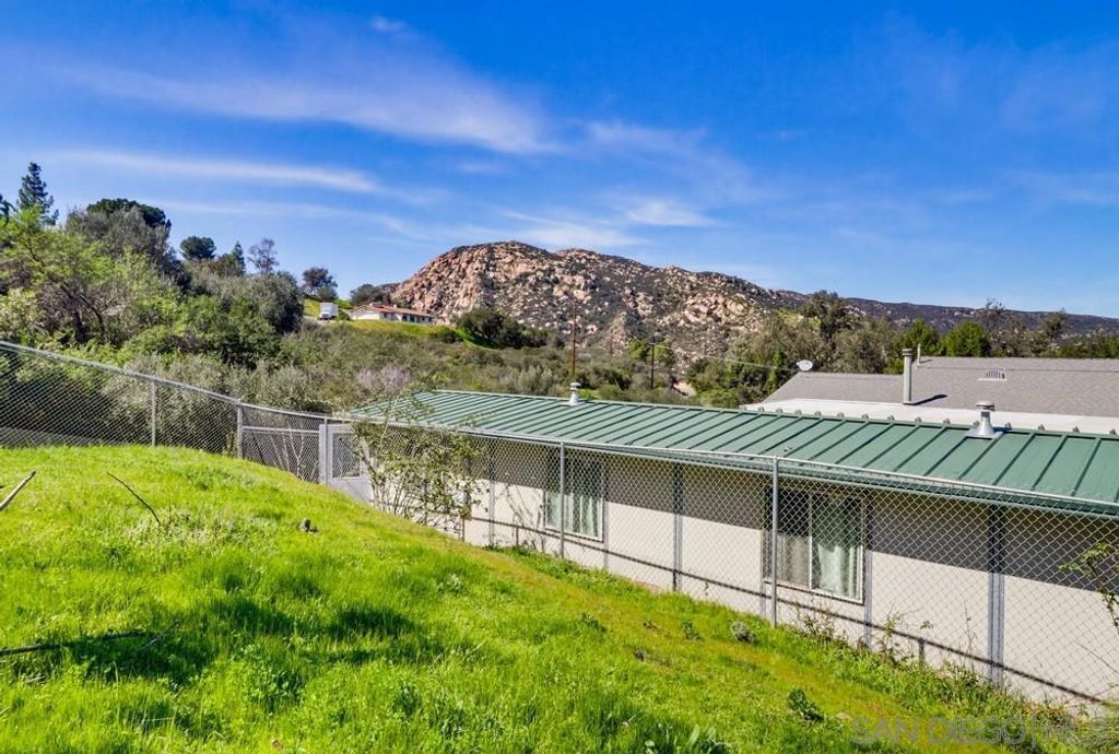 Image 41 of property listing at 359 Galloway Valley Rd, Alpine, CA 91901