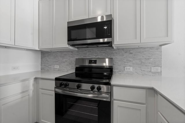 16031 Tallis Drive, Conroe, TX 77303