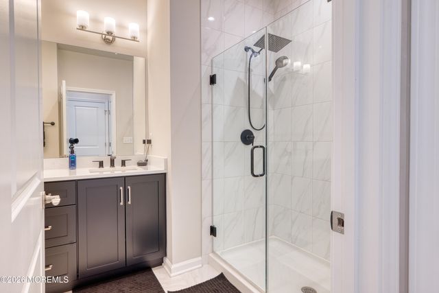 8 Laird Way, Wall, NJ 07753