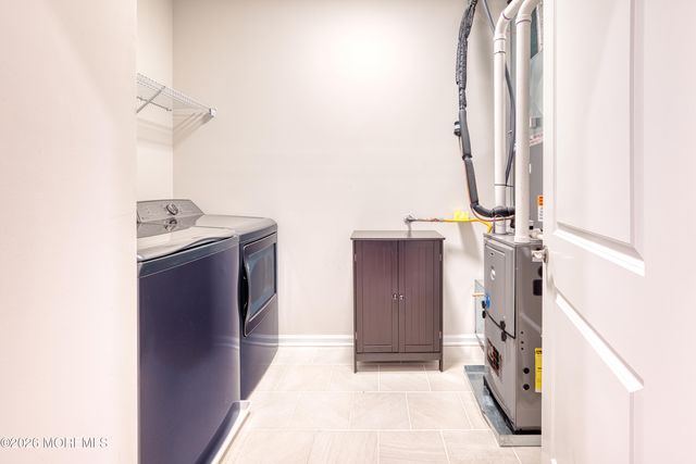 8 Laird Way, Wall, NJ 07753