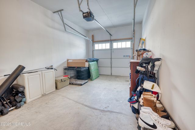 8 Laird Way, Wall, NJ 07753