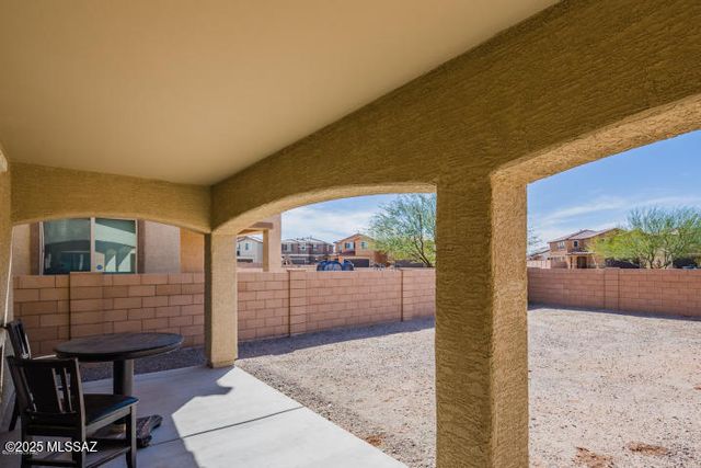 7992 S Dolphin Way, Tucson, AZ 85756