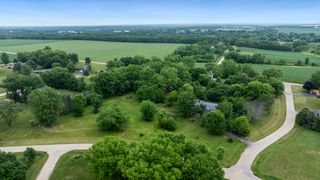 2724 Century Drive, Winnebago, IL 61088