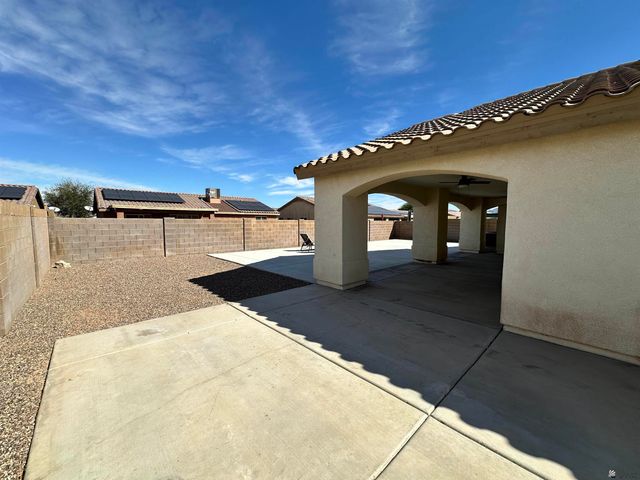 11626 E 35 St, Yuma, AZ 85367