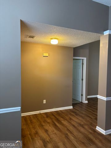 11943 Spring Lake Way, Fayetteville, GA 30215