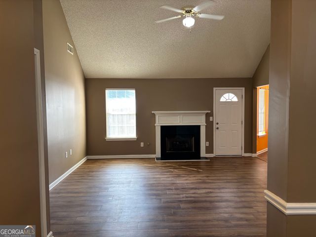 11943 Spring Lake Way, Fayetteville, GA 30215