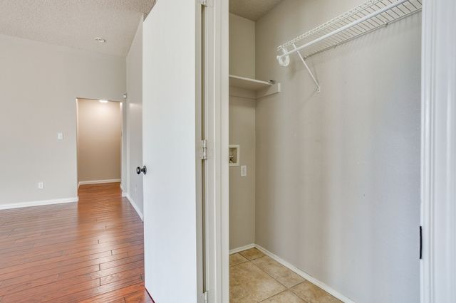 400 Bretts Way, Burleson, TX 76028