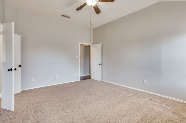 400 Bretts Way, Burleson, TX 76028