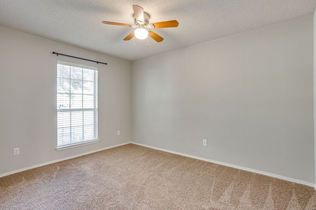 400 Bretts Way, Burleson, TX 76028
