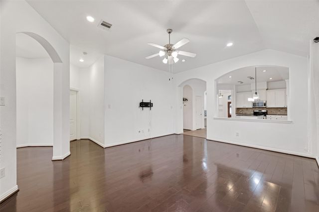 2912 Biscayne Springs Lane, Pearland, TX 77584