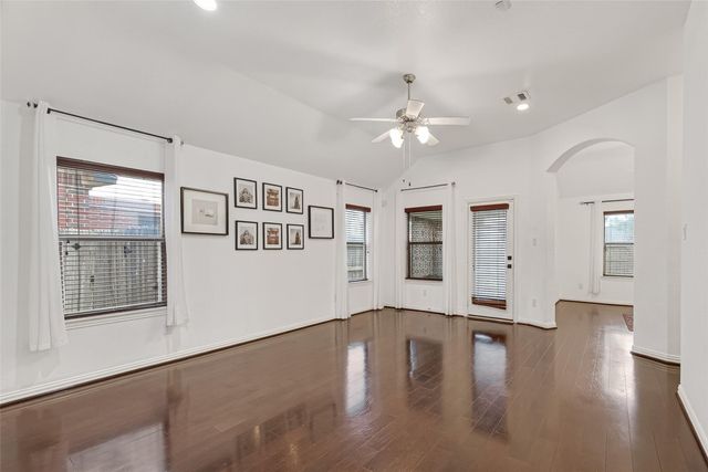 2912 Biscayne Springs Lane, Pearland, TX 77584