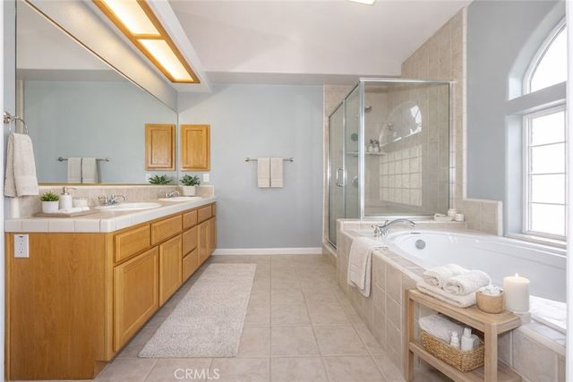 7084 Aster, Oak Hills, CA 92344
