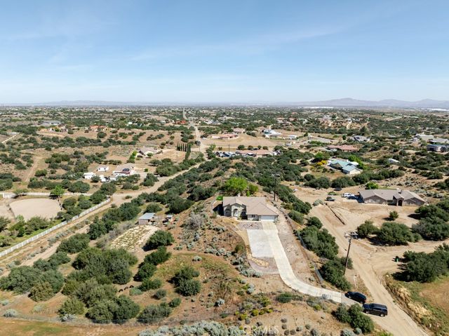7084 Aster, Oak Hills, CA 92344