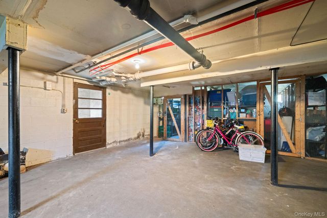 84 Demarest Avenue 11, West Nyack, NY 10994