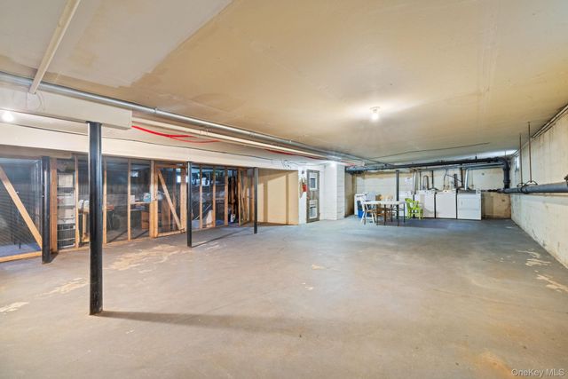 84 Demarest Avenue 11, West Nyack, NY 10994