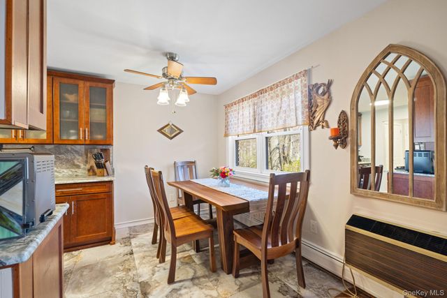 84 Demarest Avenue 11, West Nyack, NY 10994