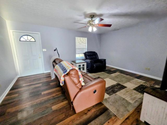 105 Berkley Lane, Frankfort, KY 40601