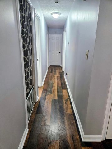 105 Berkley Lane, Frankfort, KY 40601