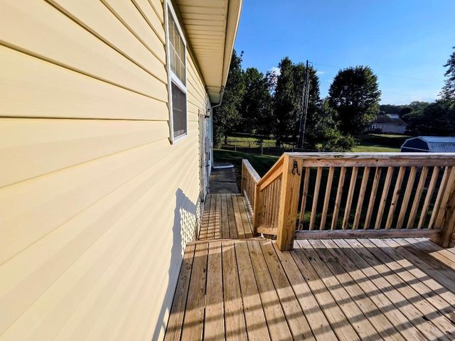 105 Berkley Lane, Frankfort, KY 40601
