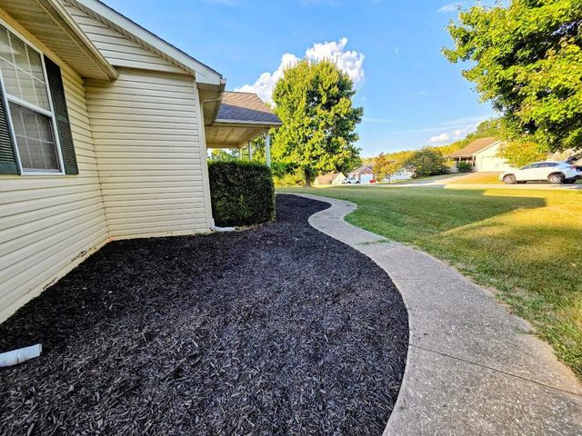 105 Berkley Lane, Frankfort, KY 40601
