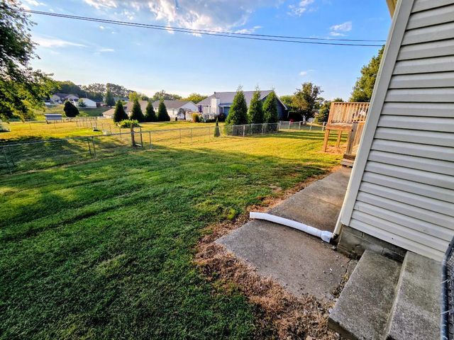 105 Berkley Lane, Frankfort, KY 40601