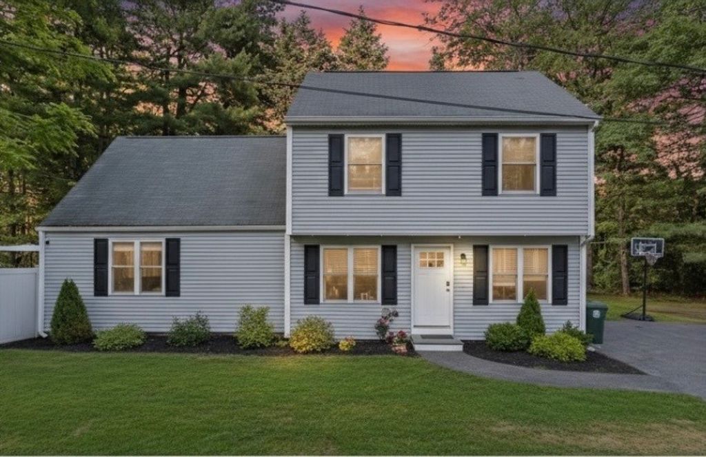 47 Smith Avenue, Smithfield, RI 02828