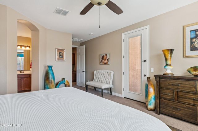 401 W BASSWOOD Avenue, San Tan Valley, AZ 85140