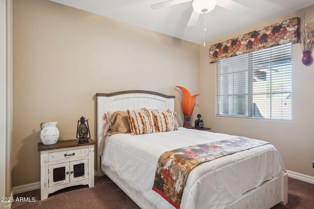 401 W BASSWOOD Avenue, San Tan Valley, AZ 85140