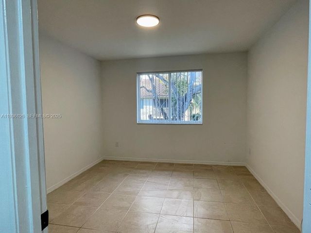 430 S Park Rd 3-305, Hollywood, FL 33021